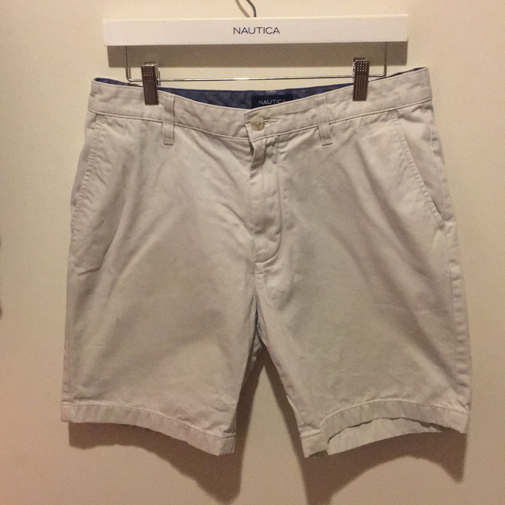 Nautica Shorts men’s size 32w